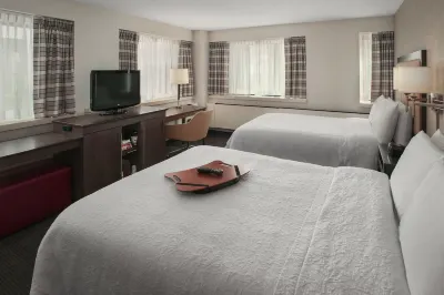 Hampton Inn & Suites Milwaukee-Downtown Hotel a 