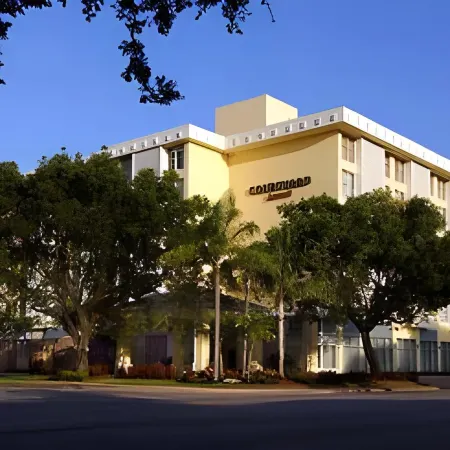 Courtyard Miami Coral Gables Отели в г. Корал Гейблс