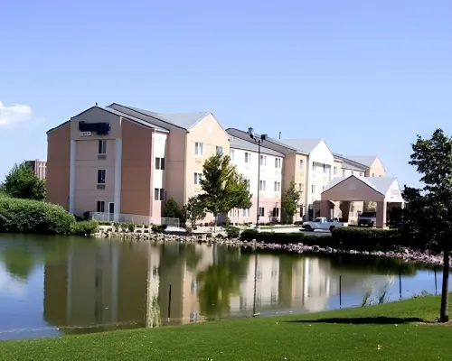Fairfield Inn & Suites Colorado Springs South Hoteles cerca de Montaña Cheyenne