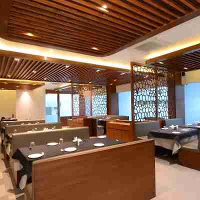 Hotel the Windtree Dining/Meeting Rooms