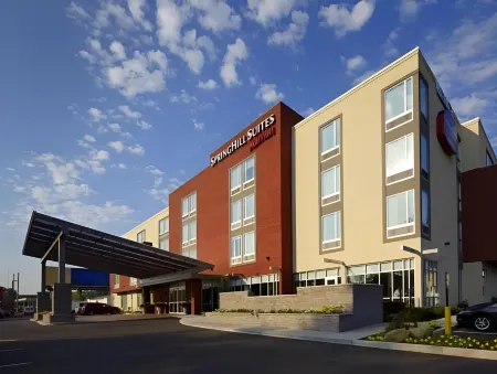SpringHill Suites Columbus OSU Отели рядом с достопримечательностью «Большой Колумбийский Конвенционный Центр»
