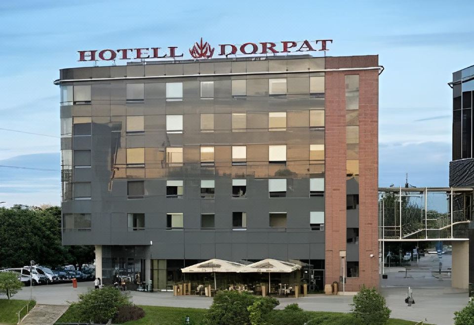 도르파트 컨퍼런스 호텔 썸네일