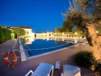Hotel Villa Favorita - Rooftop Pools