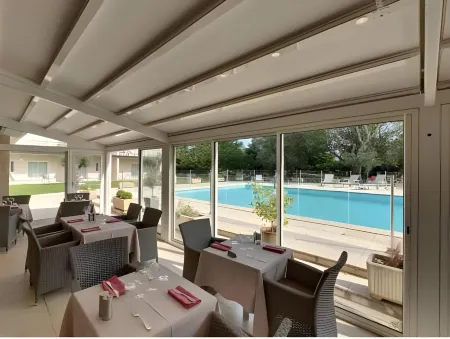 Le Domaine des Oliviers Отели в г. Сен-Марсель-д'Ардеш