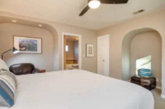 2 Decks Views Firepit Cozy Modern Relaxing Home Blue Spruce by AvantStay