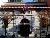 Ambassador Palace Hotel