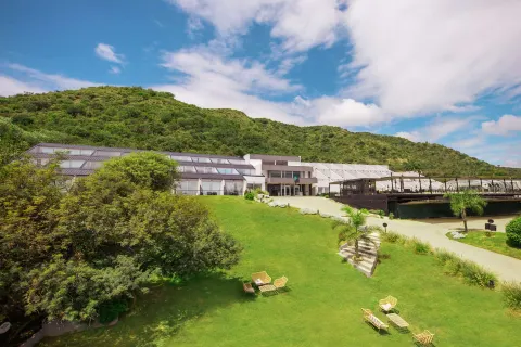 Pinares Panorama Suites, Spa & Convention Center