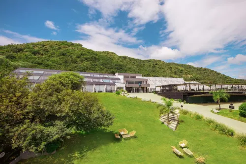 Pinares Panorama Suites, Spa & Convention Center - 4 estrellas