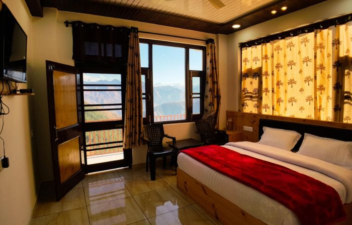 Goroomgo Grand Kailash View Homestay Himachal Pradesh
