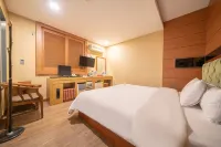 Taebaek Pastel Hotels in Taebaek-si