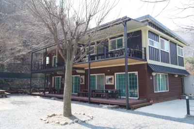 Cheongdo Cheongdo Wisteria Pension Hotel in zona Gajisan