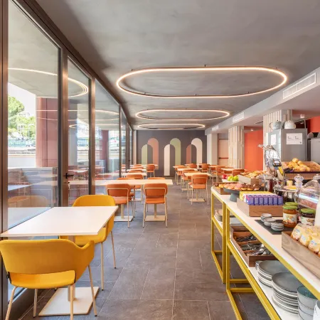 B&B Hotel Genova City Center
