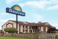 Days Inn by Wyndham Shawnee Hotels in Shawnee