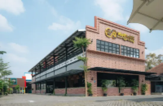 Sans WM Hotel Blitar