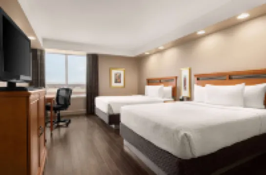 Royal Hotel Calgary, Trademark Collection by Wyndham