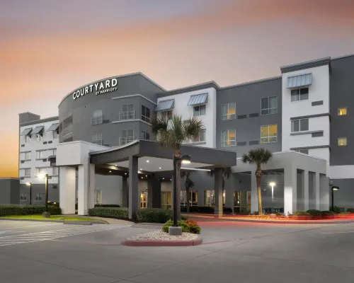 Courtyard Galveston Island Hotels in Galveston