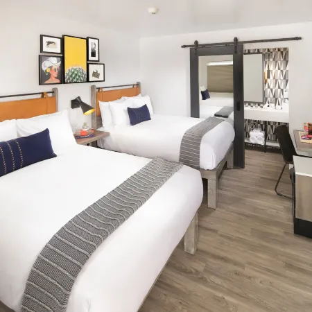 voco THE TUXON by IHG