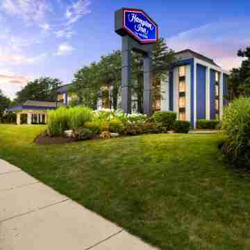 Hampton Inn Chicago/Naperville Near Niu Conference Center Hotel Exterior