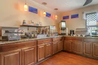Best Western Auburn/Opelika Inn - Aamiainen