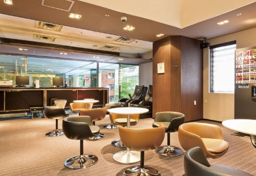 2. 신주쿠 워싱턴 ..