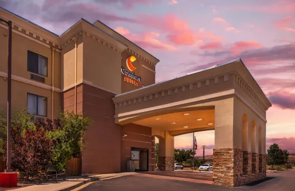 東蓋洛普 66 號公寓及 40 號州際公路舒適全套房酒店