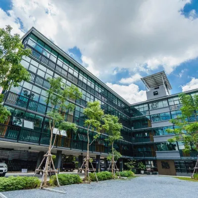 Them5 Residence