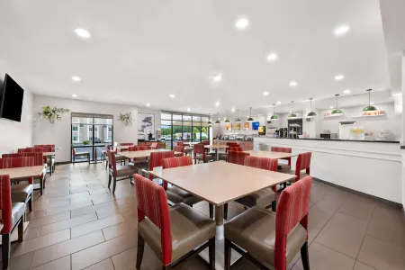 Comfort Suites Cullman I-65 Exit 310