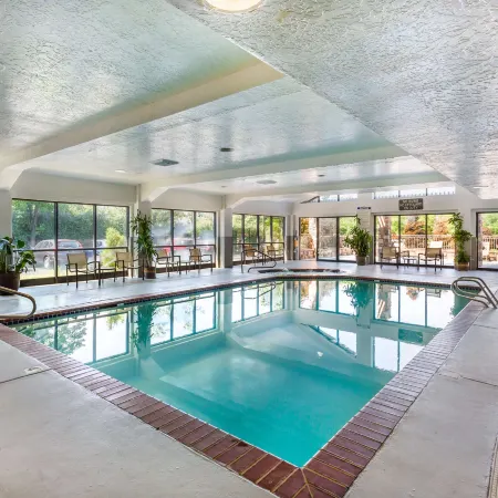 Best Western Plus Cotton Tree Inn