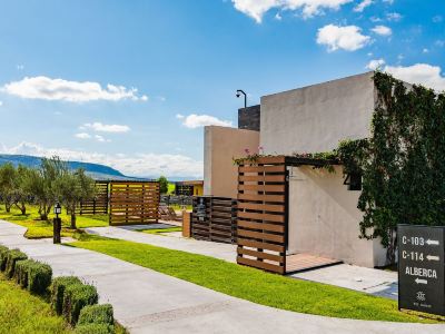 Casa Raíces Hotel Luxury & Viñedo