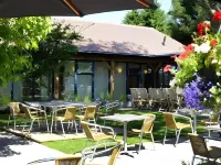 Cromwell Arms Country Pub with Rooms - Wifi
