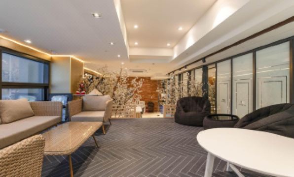 Seoul Station Raum 169