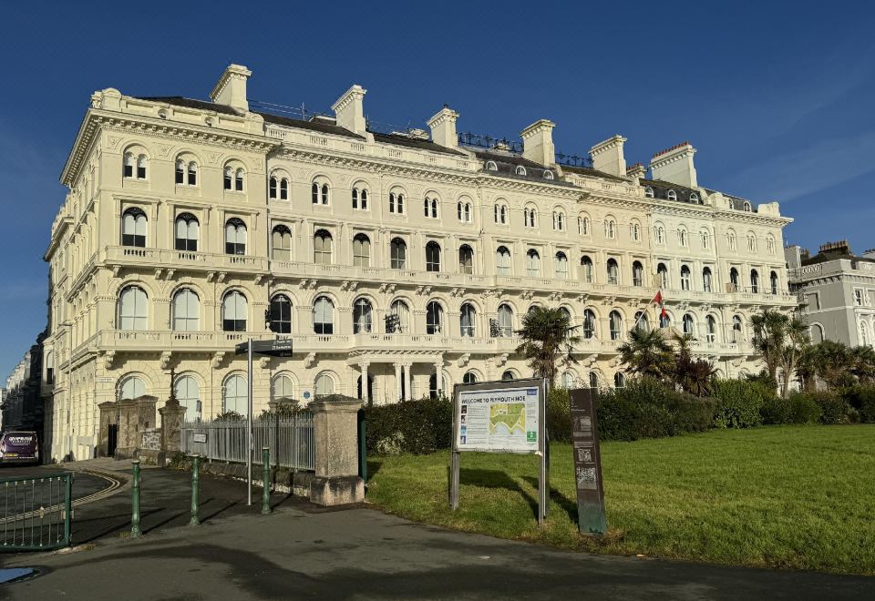 hotel overview picture
