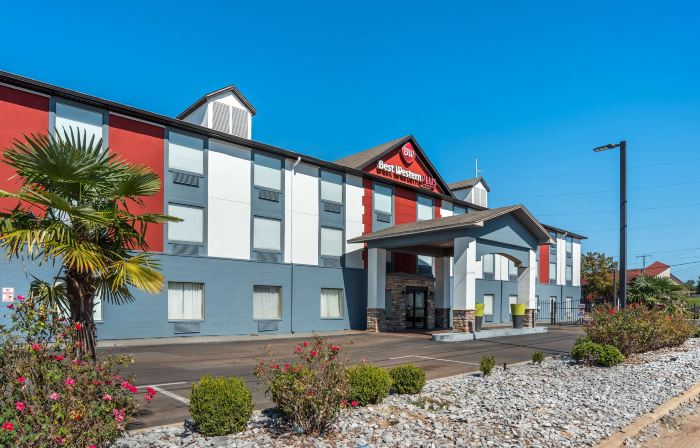 Best Western Plus Jackson Downtown-Coliseum