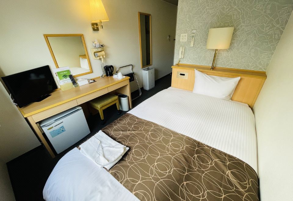 사가 이다이마에 그린 호텔 로비