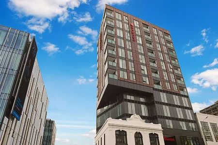 Ramada Suites by Wyndham, Victoria Street West