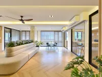 V32 Hotel 짜뚜짝 주변 호텔
