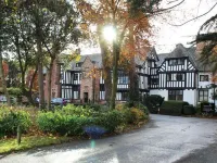 Peckforton Castle Отели в г. 