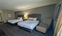 Best Western Swan Castle Inn Hotels in Cochrane