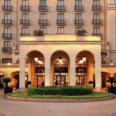 쉐라톤 아디스, 어 럭셔리 컬렉션 호텔, 아디스 아바바 Hotel Exterior