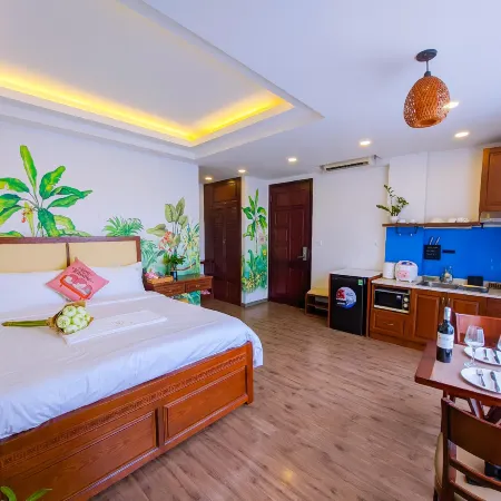 T98 Westlake Quang An - Tay Ho Center Garden View Studio! Отели рядом с достопримечательностью «Тайхо»