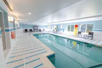 Holiday Inn Express NEPTUNE by IHG - Beach
