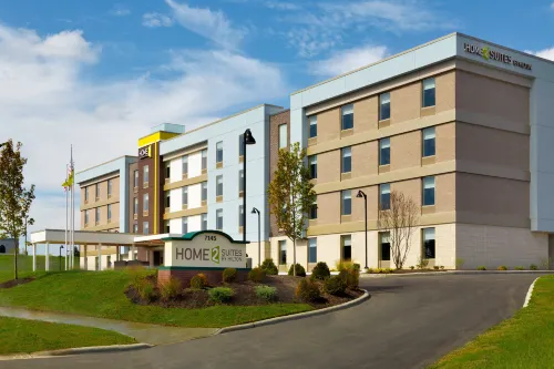 Home2 Suites by Hilton Cincinnati Liberty Township - Parkplatz