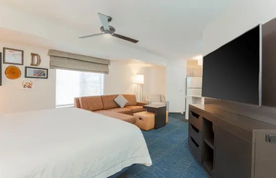 丹佛科技中心歡朋套房酒店