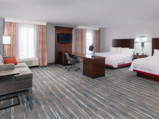 Hampton Inn & Suites Orlando Airport @ Gateway Village