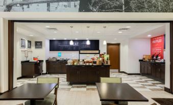 Hampton Inn & Suites Wheeling-The Highlands