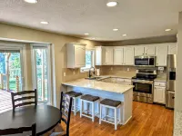 Spacious home with game room - Close to everything!