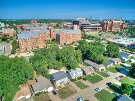 The Studio @ Garfield Отели рядом с достопримечательностью «STASH»