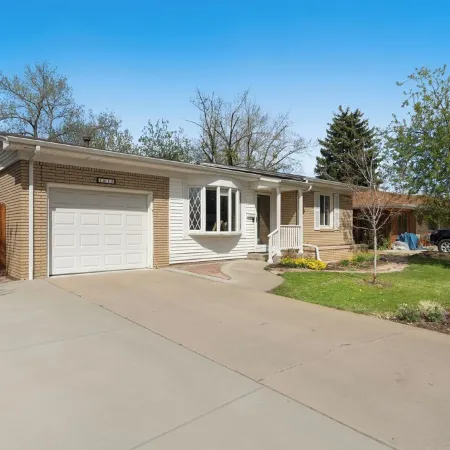 Family Friendly Central Retreat with Covered Patio, AC, Fenced Yard