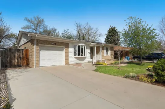 Family Friendly, AC, Covered Patio, Fenced Yard, Clean and Comfortable.