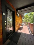 Ferrari House 1BD Hideaway Apartment